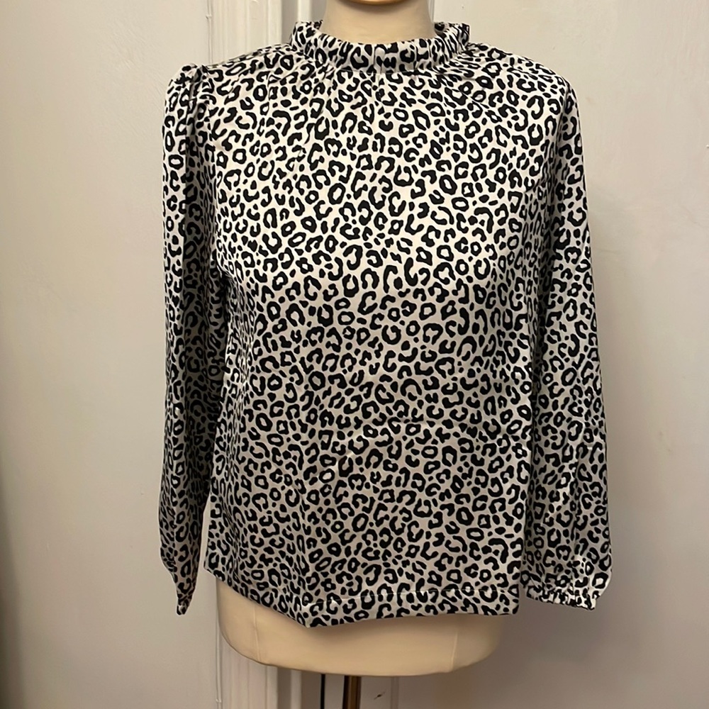 NWT Ann Taylor tie back blouse.